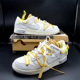 Tênis Dunk Low Lot 39/50.