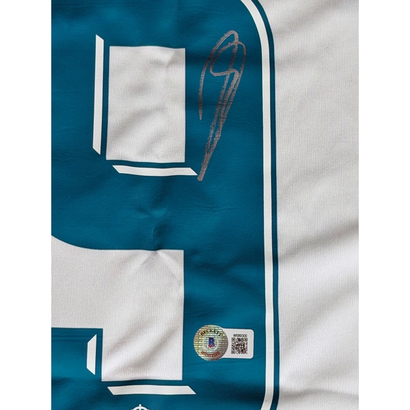 Karim Benzema Autógrafo na Camiseta do Real Madrid.