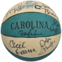 Lendas do Basquetebol - 14 Autógrafos - Time da Carolina do Norte "1982–83 TAR HEELS" - Incluindo o Jovem Michael Jordan.