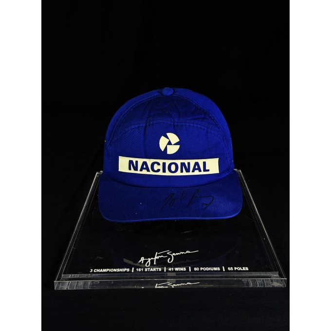 Ayrton Senna Autógrafo - Boné da Nacional.