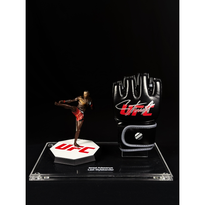 ISRAEL ADESANYA – LUVA DO UFC AUTOGRAFADA & MINIATURA COLECIONÁVEL