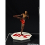 ISRAEL ADESANYA – LUVA DO UFC AUTOGRAFADA & MINIATURA COLECIONÁVEL