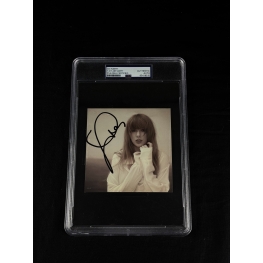 Taylor Swift – Enc arte de CD Autografada | PSA Certified
