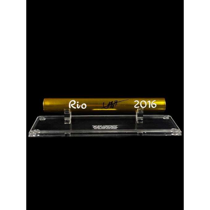USAIN BOLT – BASTÃO DE REVEZAMENTO AUTOGRAFADO (RIO 2016)