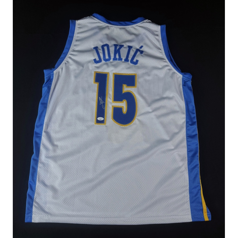 Camiseta de Basquetebol autografada por Nikola Jokić