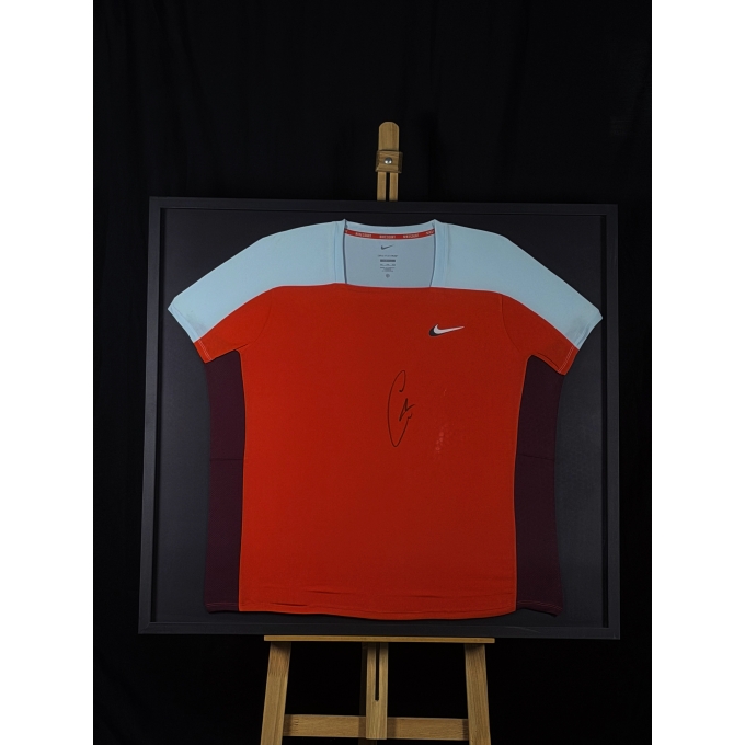 CARLOS ALCARAZ AUTÓGRAFO - CAMISA NIKE VERMELHA E BRANCA - EMOLDURADA