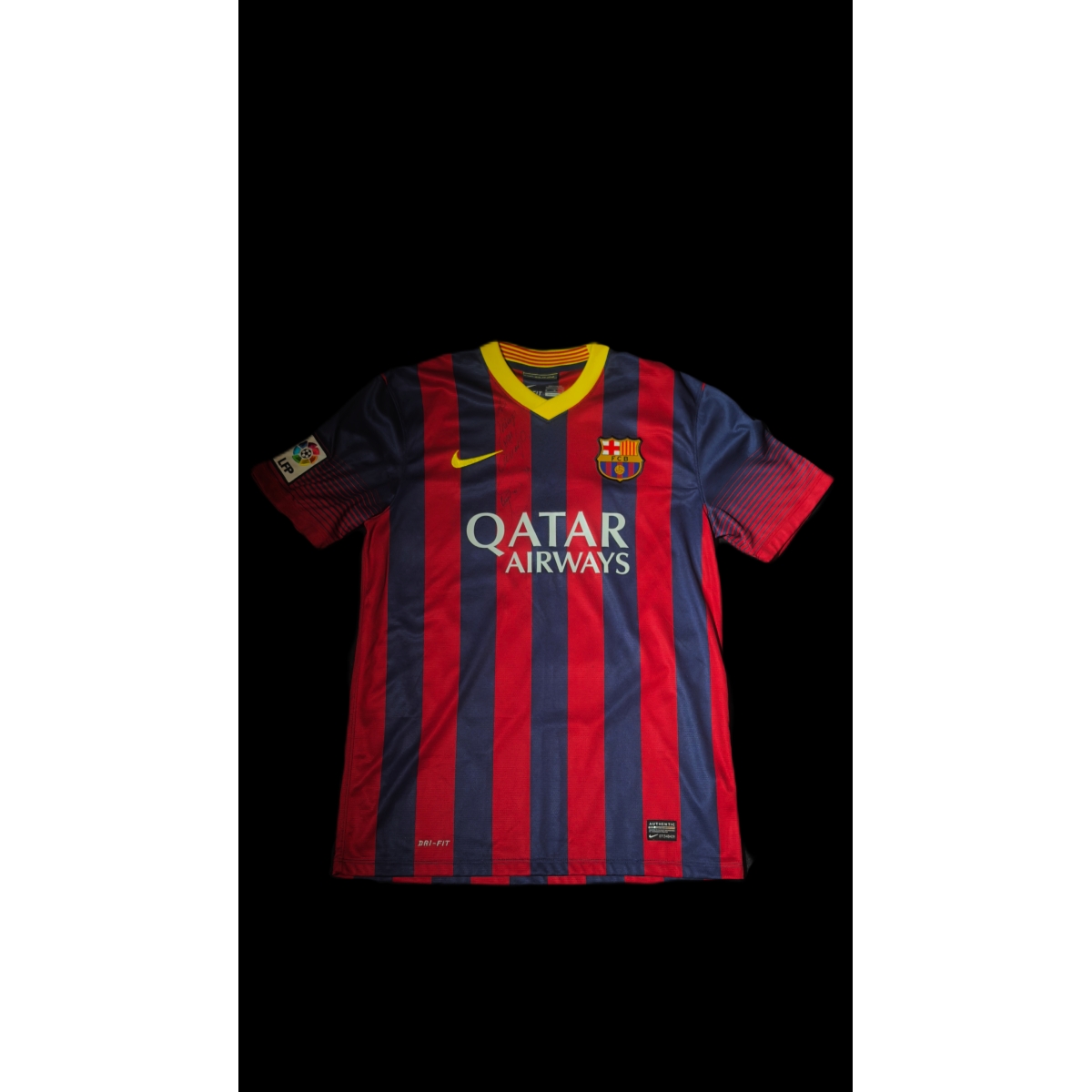 NEYMAR JR – CAMISA DA ESTREIA PREPARADA PARA JOGO | BARCELONA X SANTOS | TROFÉU JOAN GAMPER 2013