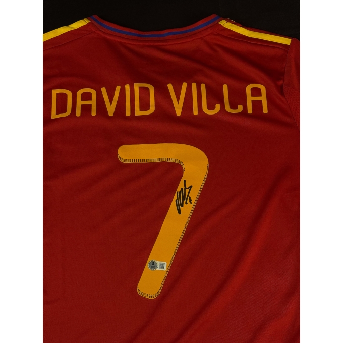 Camiseta da seleção da Espanha autografada por David Villa.