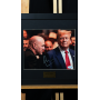 Dana White Autógrafo em foto "Dana White e Donald Trump".