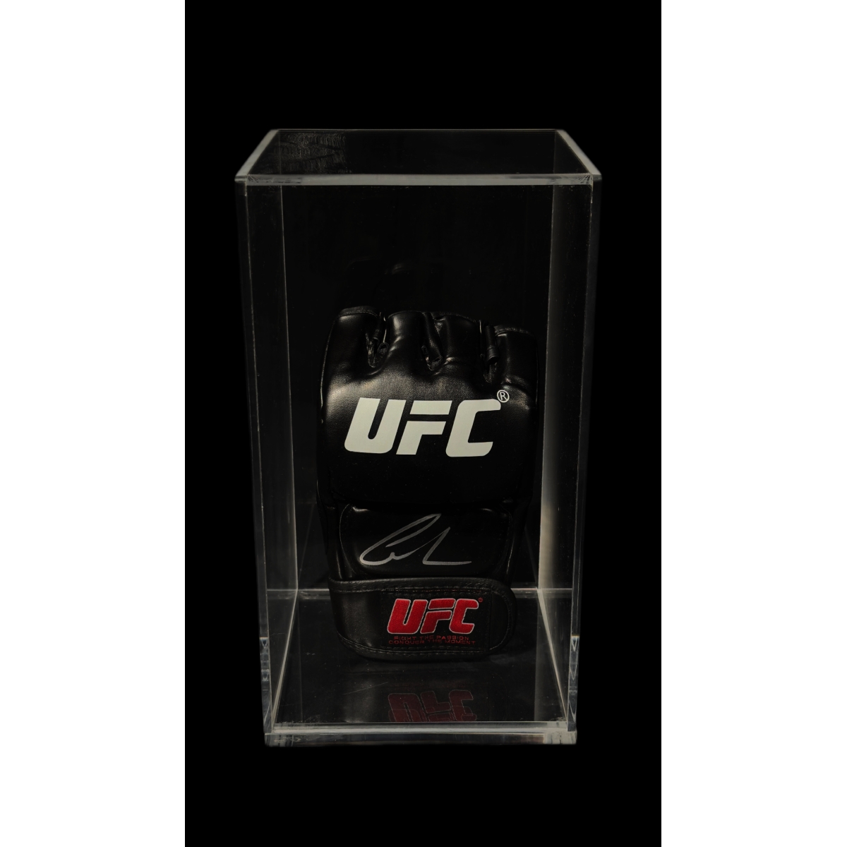 CONOR MCGREGOR AUTÓGRAFO – LUVA UFC