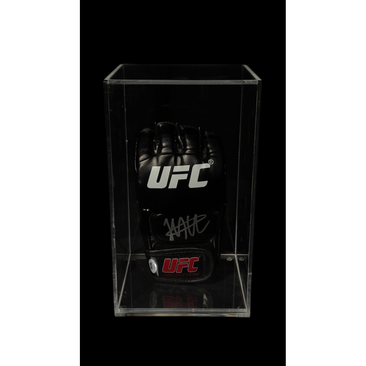 KHABIB “THE EAGLE” NURMAGOMEDOV AUTÓGRAFO – LUVA UFC
