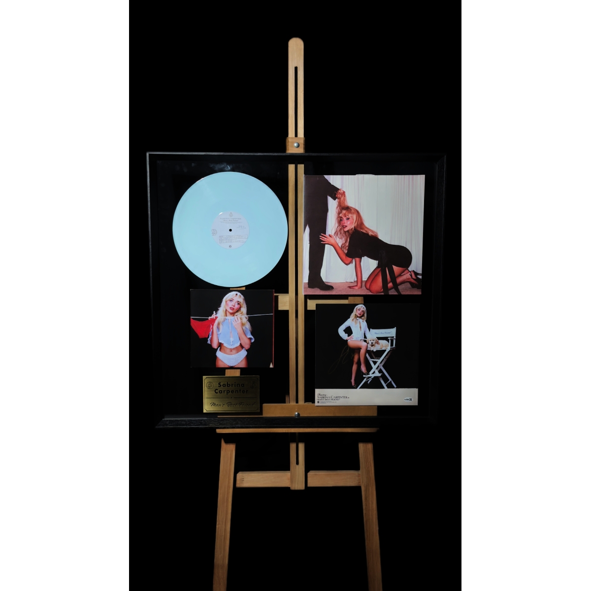 SABRINA CARPENTER — QUADRO "MAN'S BEST FRIEND"  FOTOGRAFIA AUTOGRAFADA