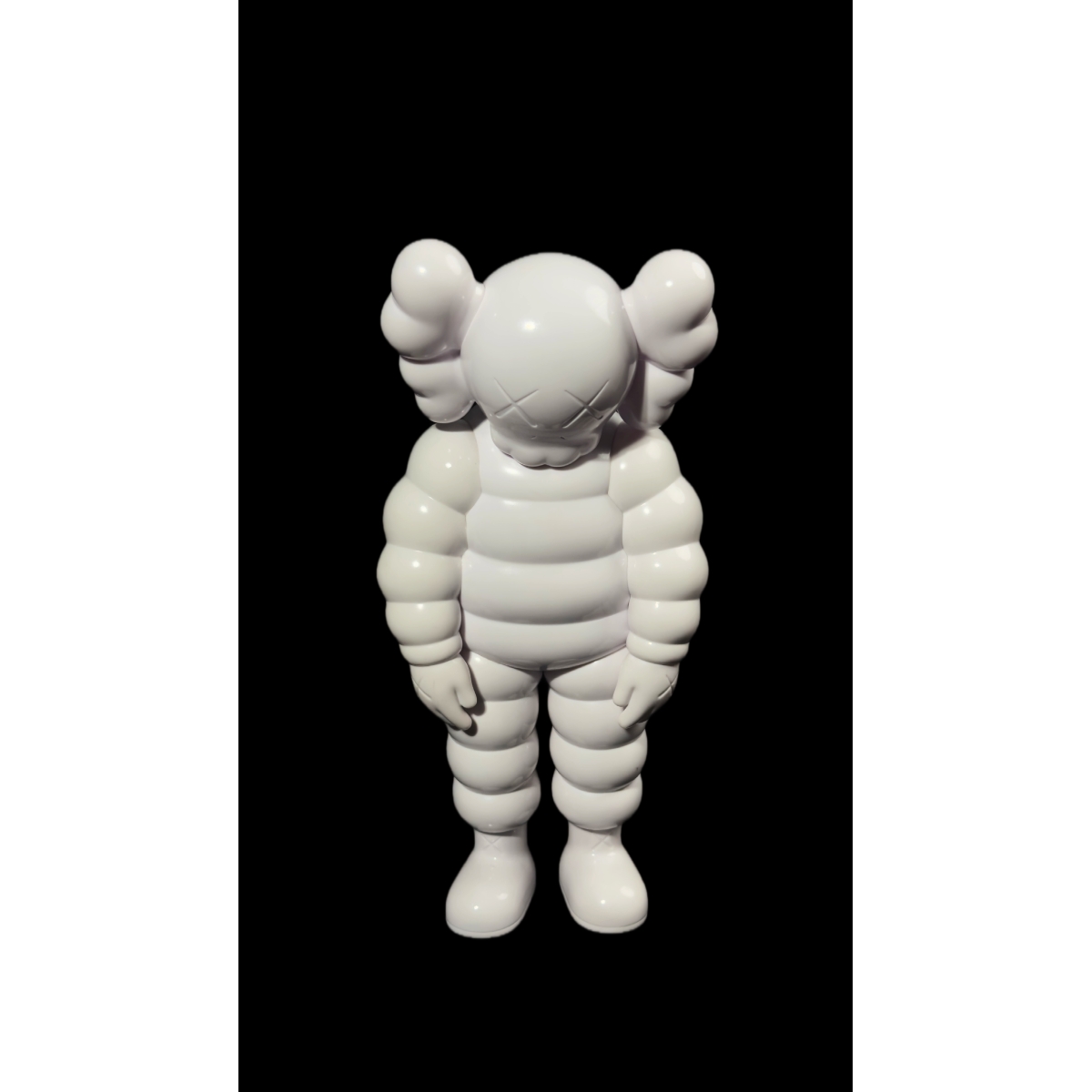 KAWS CHUM WHITE – FIGURA COLECIONÁVEL