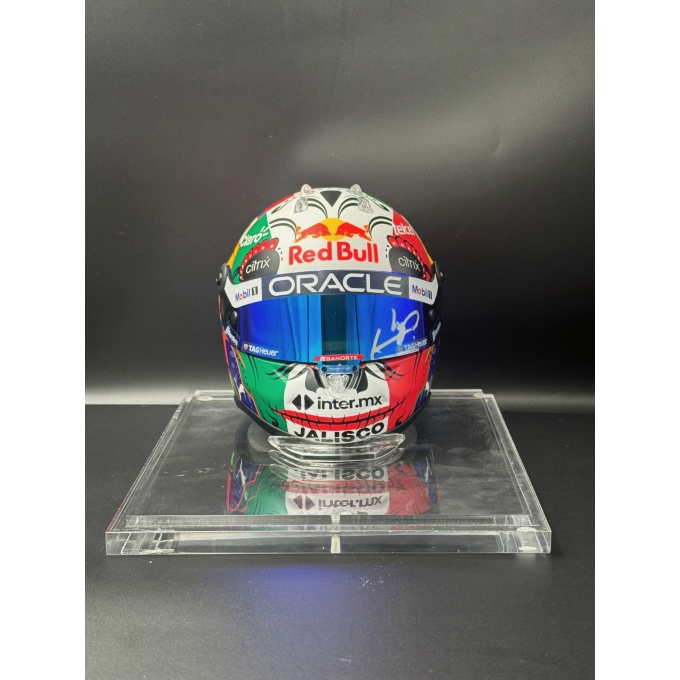 Mini capacete 1/2 autografado por Sergio Pérez.