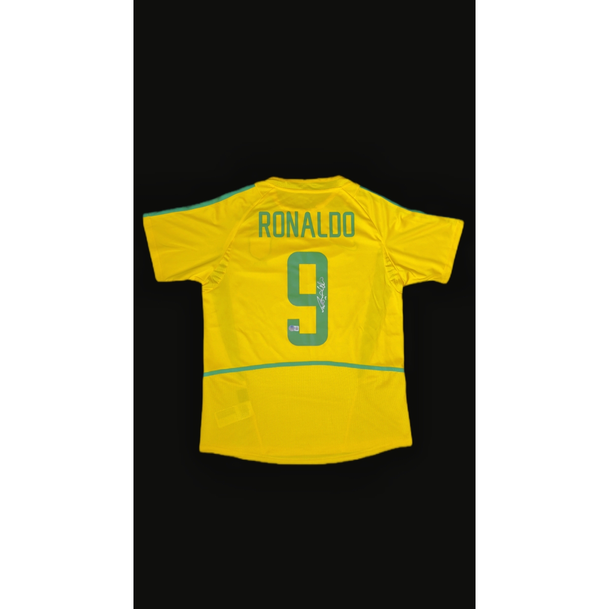 RONALDO FENÔMENO AUTÓGRAFO – CAMISA BRASIL 2002