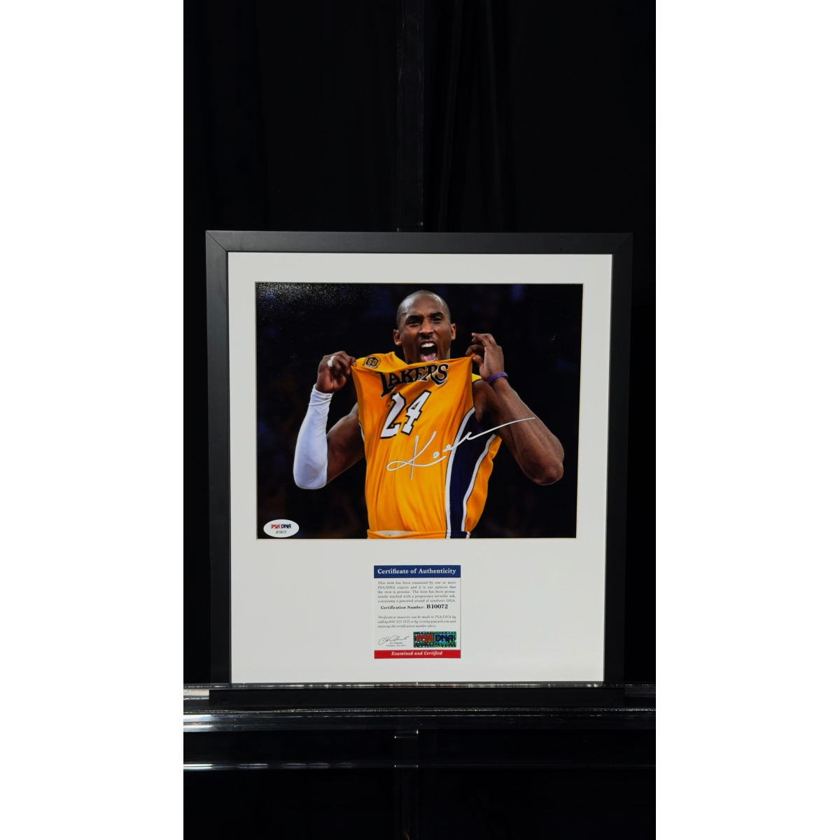 KOBE BRYANT AUTÓGRAFO - FOTO LOS ANGELES LAKERS