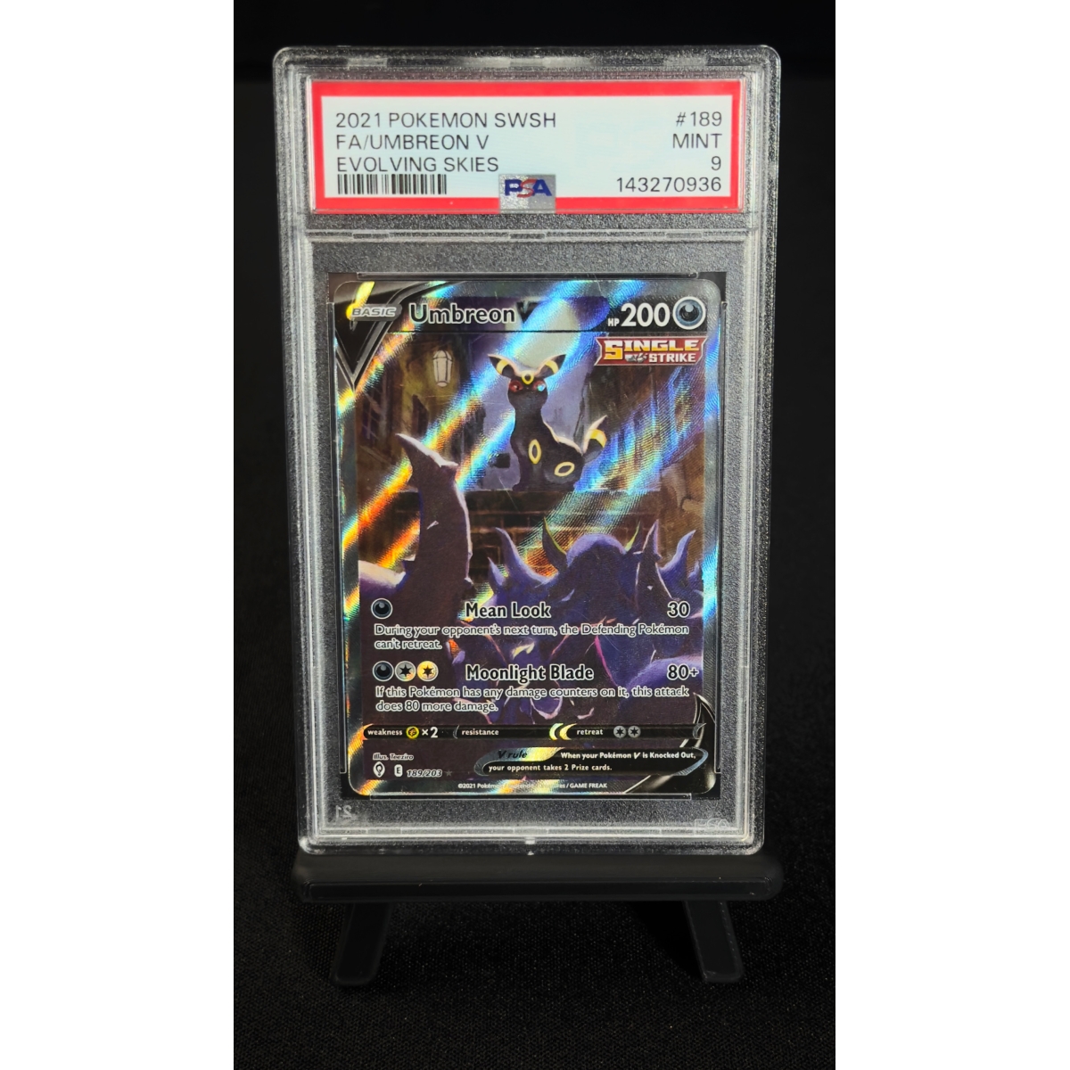 UMBREON V 189/203 - EVOLVING SKIES ALTERNATE ART PSA 9