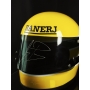 Ayrton Senna – Capacete Autografado.