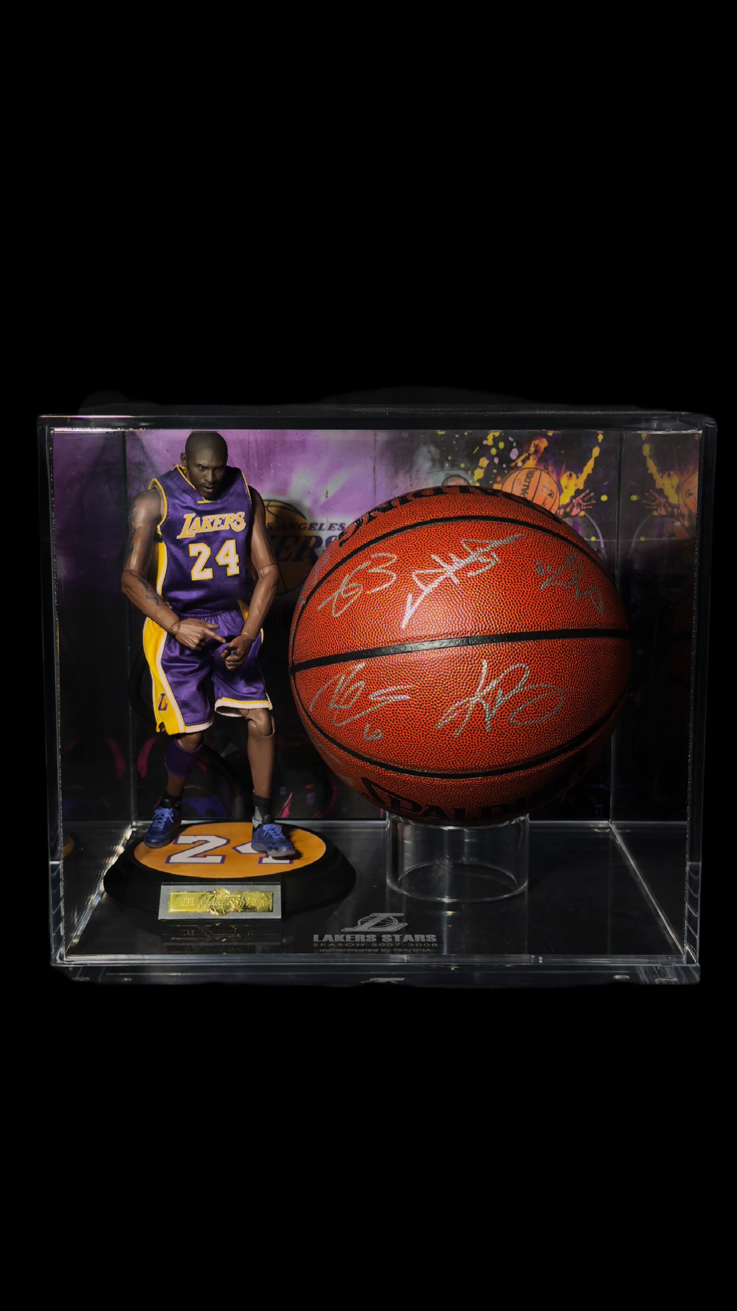 Kobe Bryant e Los Angeles Lakers autógrafos – bola 2007–2008 com figura colecionável, Kobe Bryant