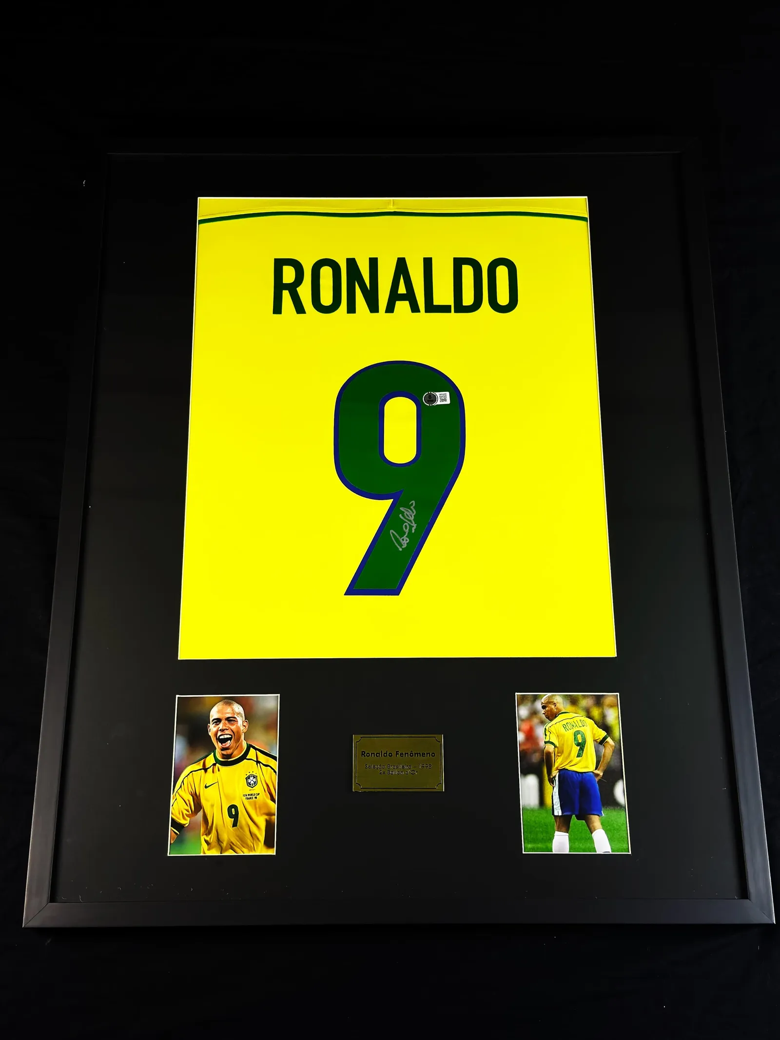 Ronaldo Nazário, "O Fenômeno" autógrafo – camisa amarela da Seleção Brasileira, Ronaldo Fenômeno