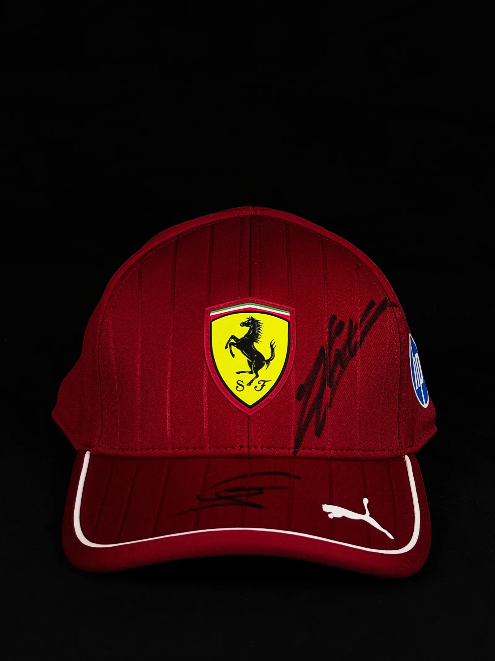 Charles Leclerc e Lewis Hamilton autógrafo – boné da Ferrari, Charles Leclerc e Lewis Hamilton