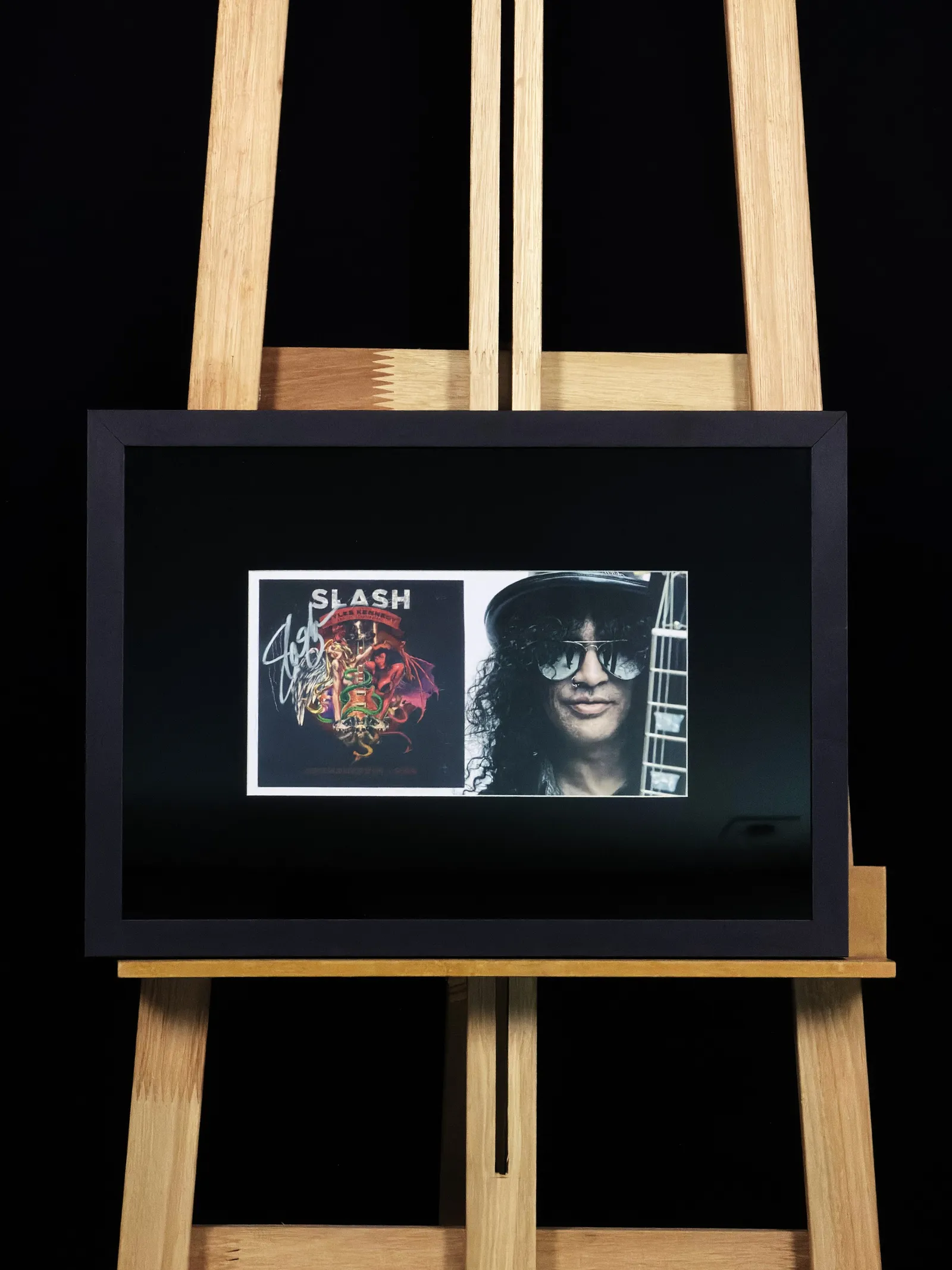 Slash autógrafo – vinil emoldurado "Apocalyptic Love (2012)", Slash