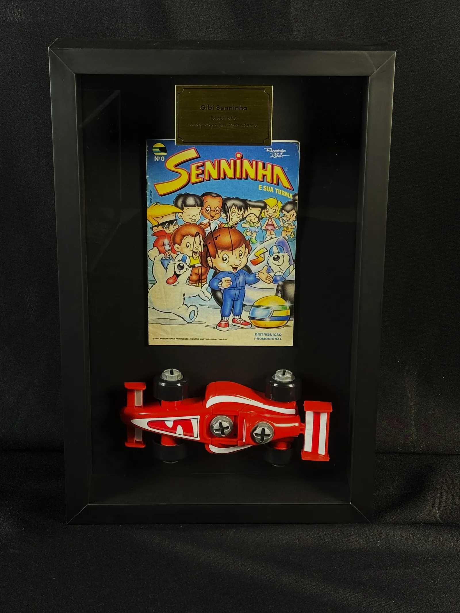 Gibi Senninha autografado por Ayrton Senna – edição 0, pré-edição, Ayrton Senna