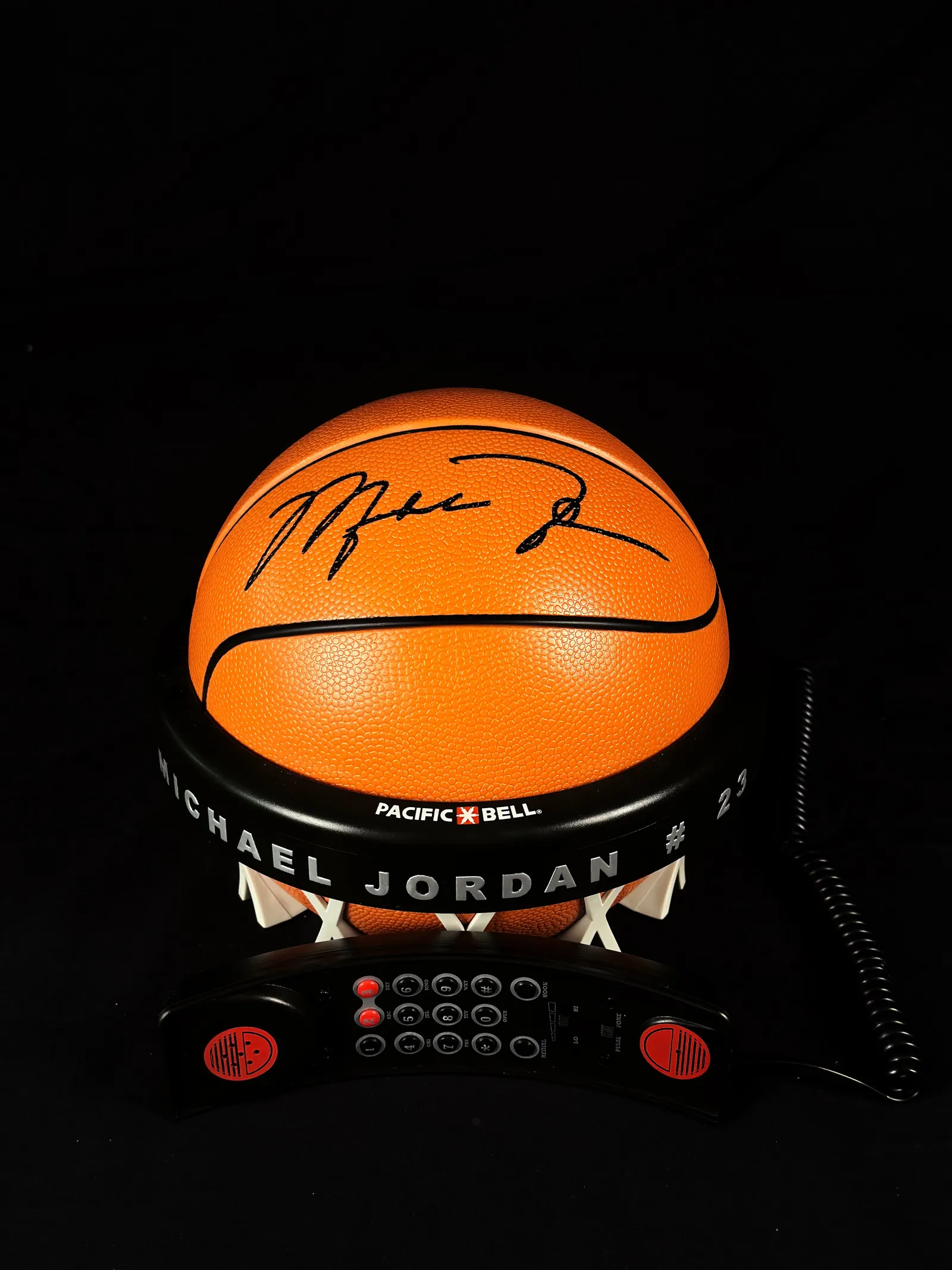 Telefone colecionável Michael Jordan nº 23 – edição limitada Upper Deck, Michael Jordan
