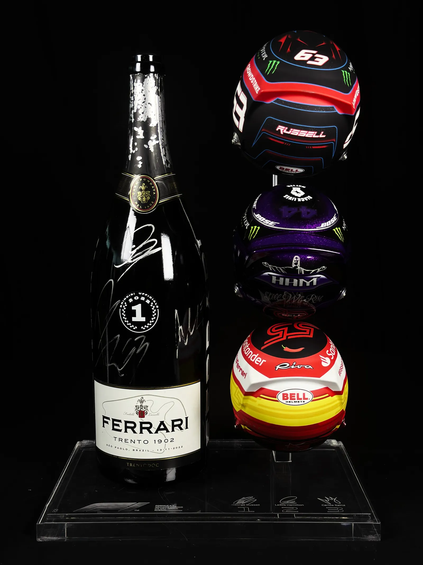 Russel, Hamilton e Sainz autógrafos – garrafa de Champagne Ferrari "Trento 1902", George Russell, Lewis Hamilton e Carlos Sainz