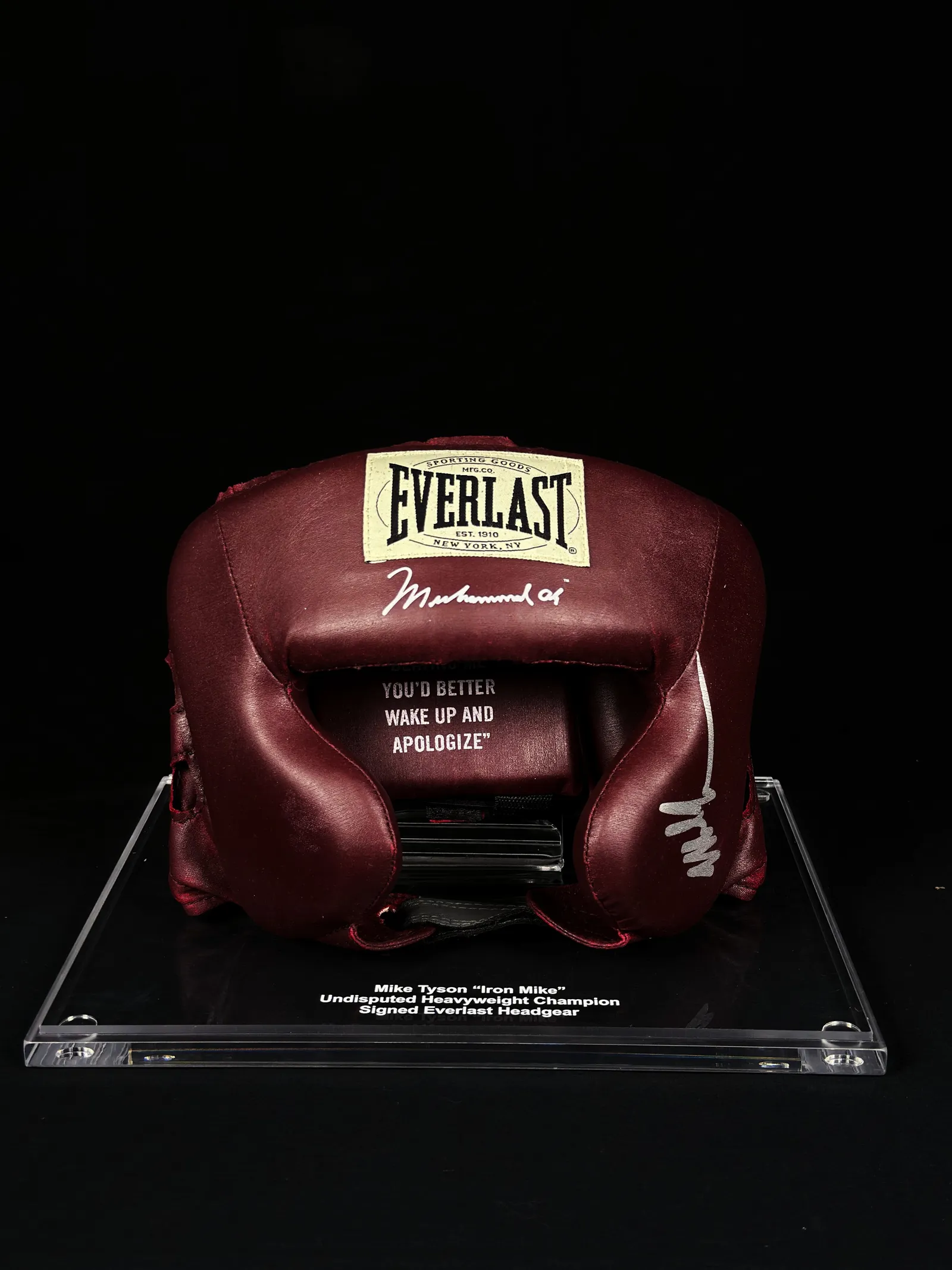 Mike Tyson autógrafo – o legado dos campeões, Headgear Muhammad Ali, Mike Tyson