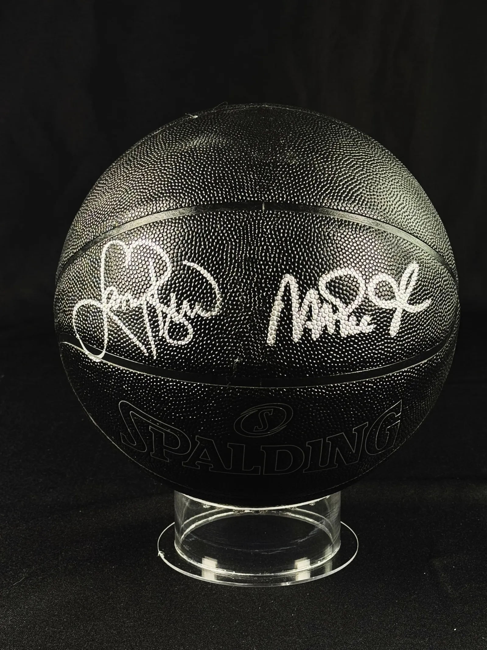 Larry Bird e Magic Johnson autógrafos – bola de basquetebol, Larry Bird e Magic Johnson