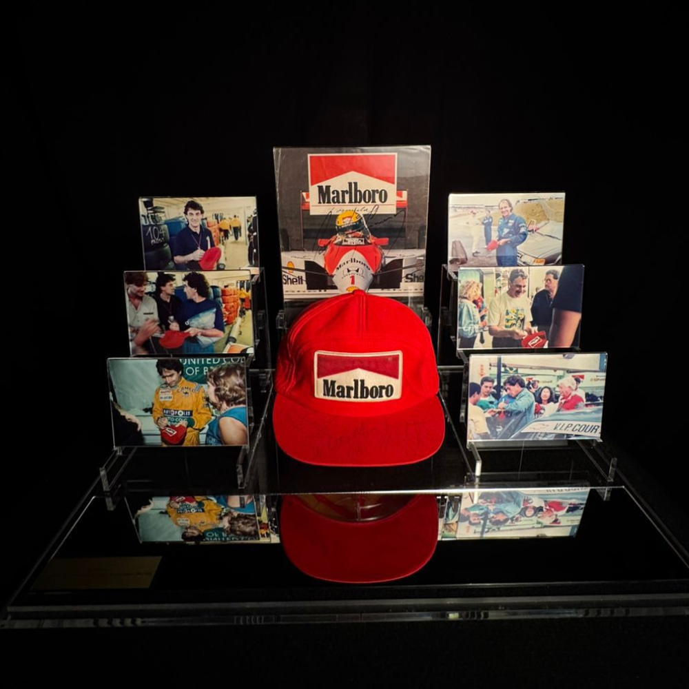 8 lendas da Fórmula 1 – boné Marlboro autografado, Lendas da Fórmula 1