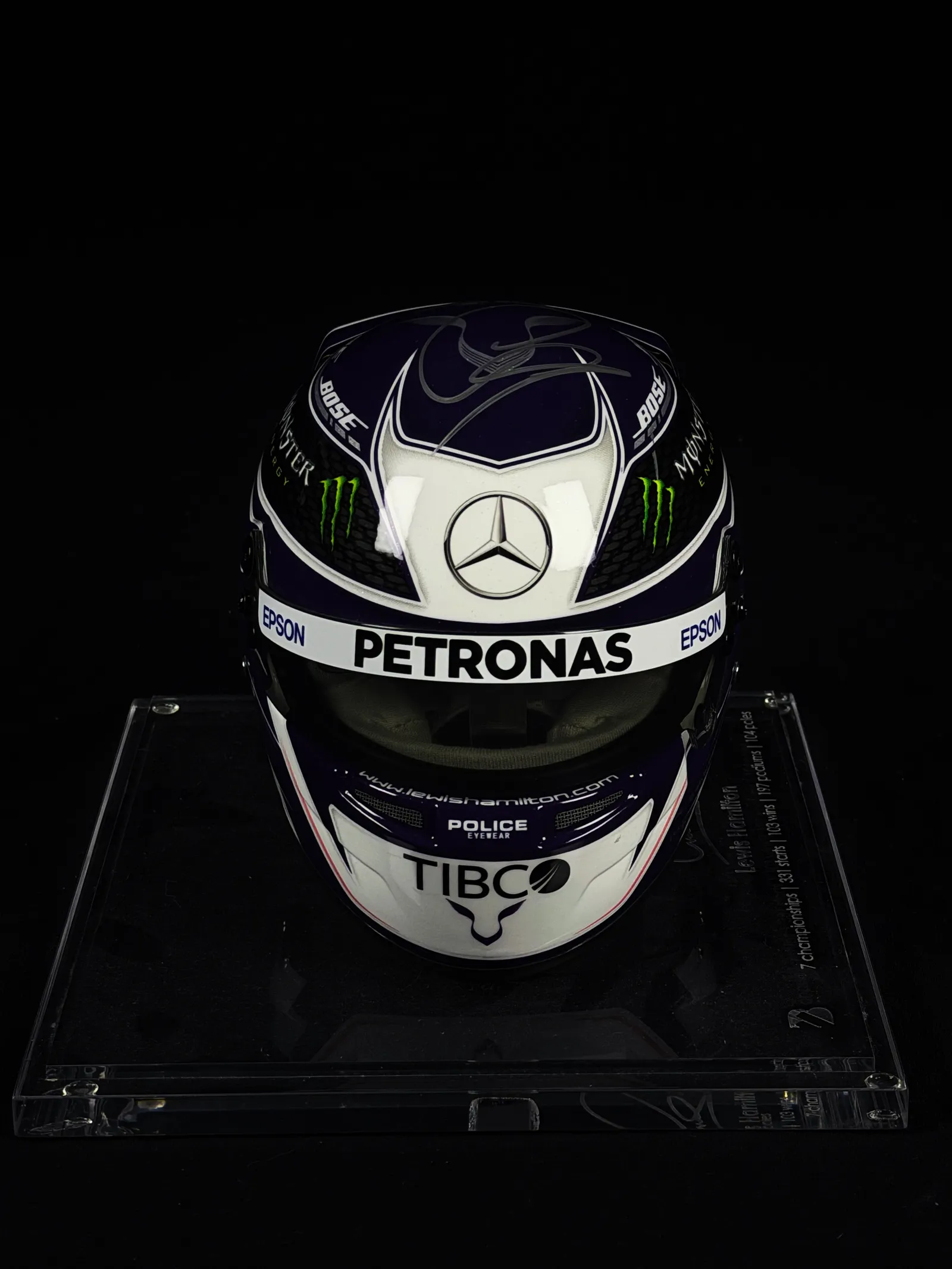 Lewis Hamilton autógrafo – mini capacete Mercedes, Lewis Hamilton
