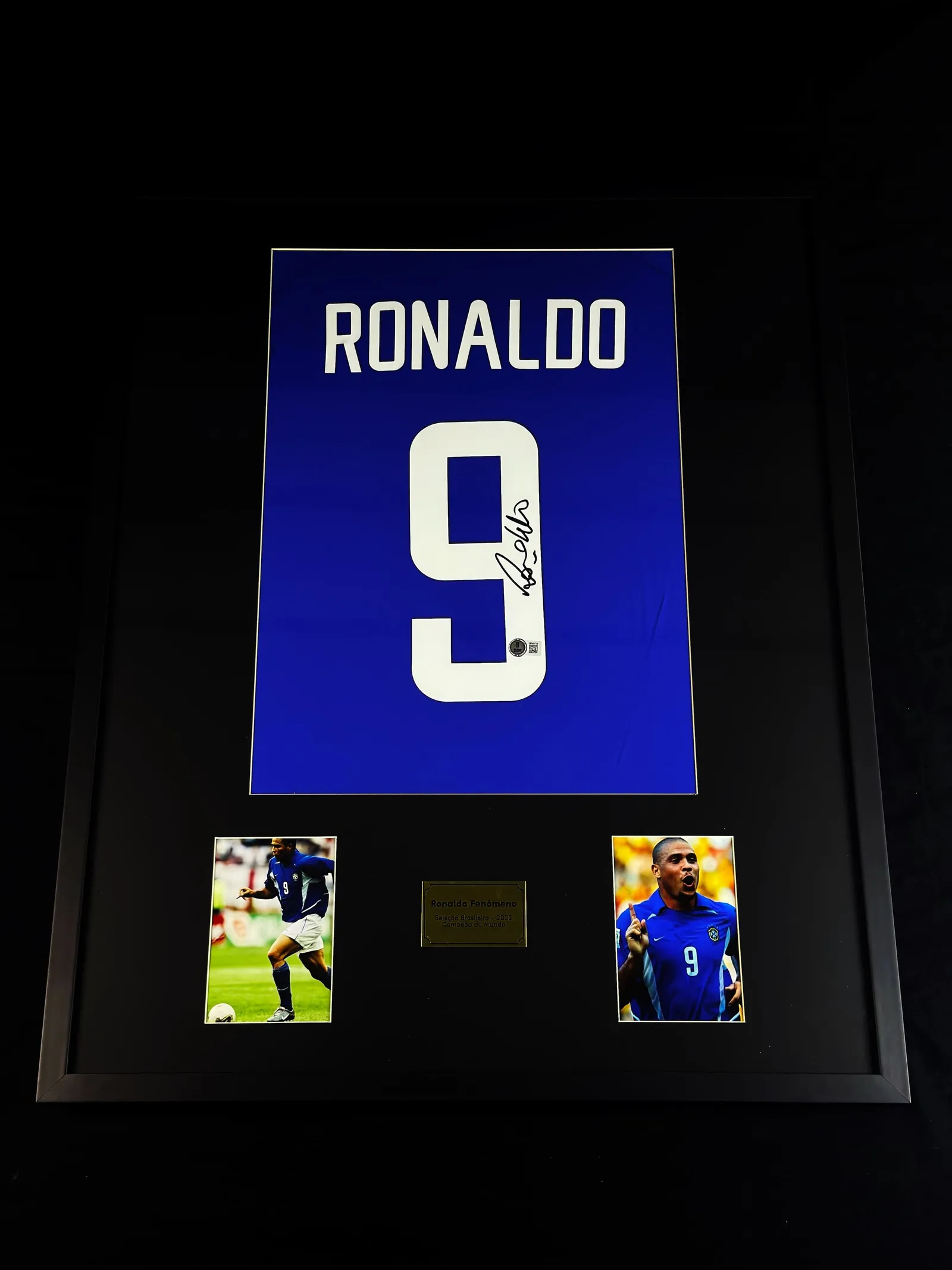 Ronaldo Nazário, "O Fenômeno" autógrafo – camisa azul da Seleção Brasileira, Ronaldo Fenômeno