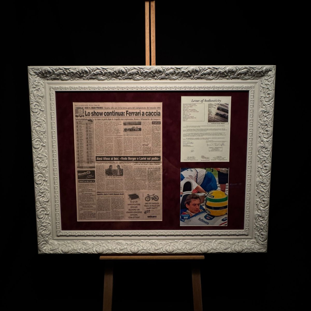 Ayrton Senna – jornal italiano de 1º de maio de 1994 autografado no dia de seu último GP, Ayrton Senna