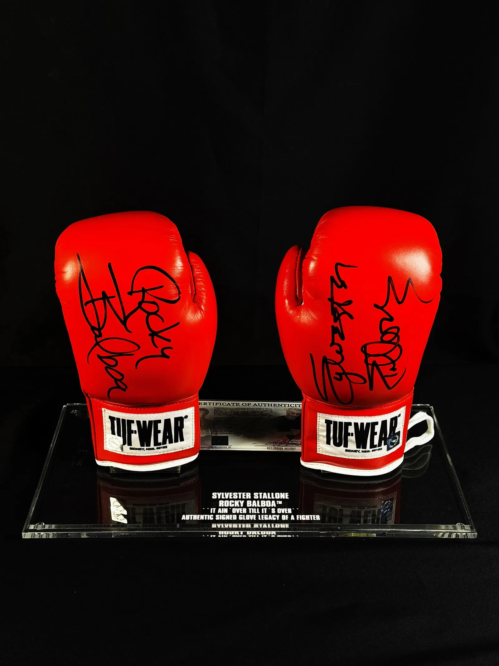 Sylvester Stallone autógrafo em par de luvas – Stallone e Rocky Balboa, Sylvester Stallone