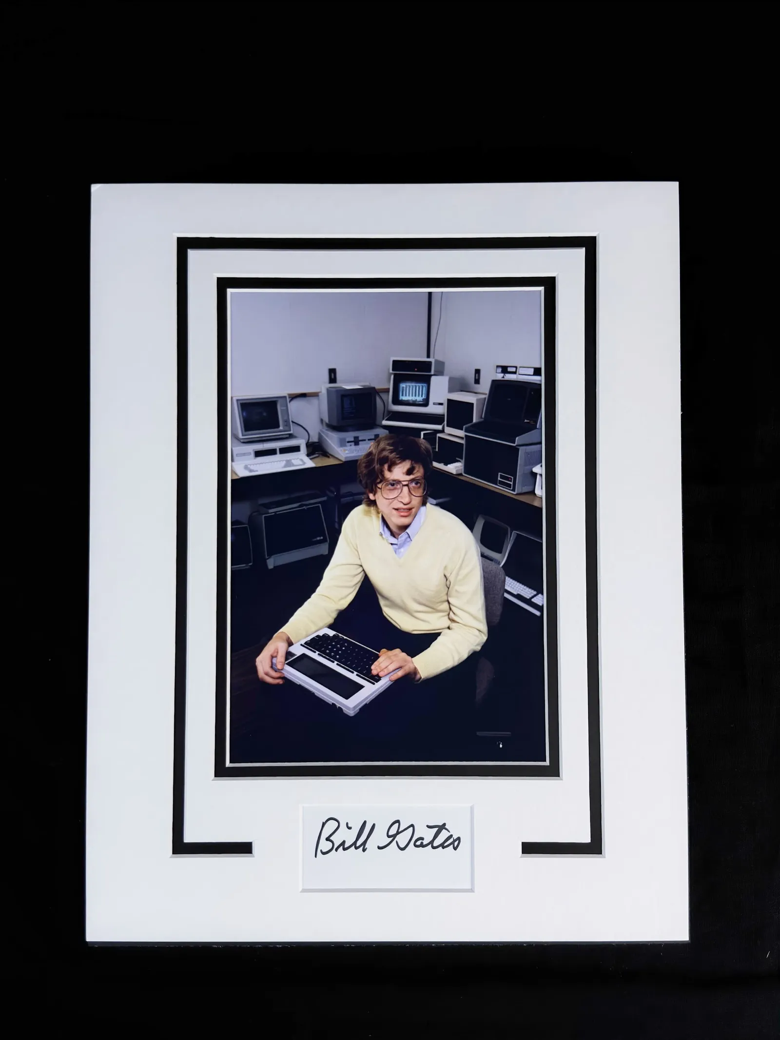 Bill Gates autógrafo – "The Beginning", Bill Gates