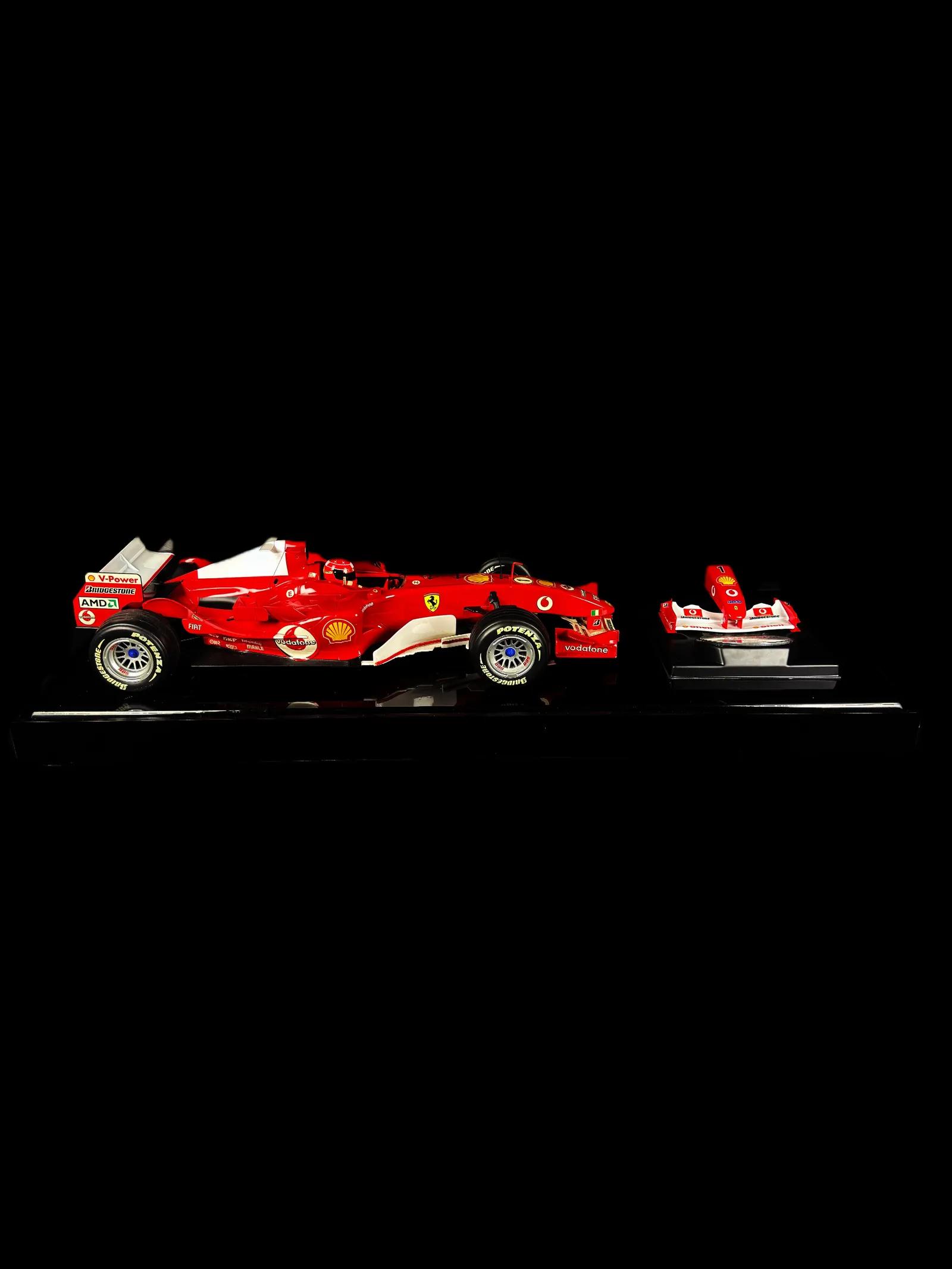 Michael Schumacher autógrafo – miniatura Ferrari 2002, Michael Schumacher