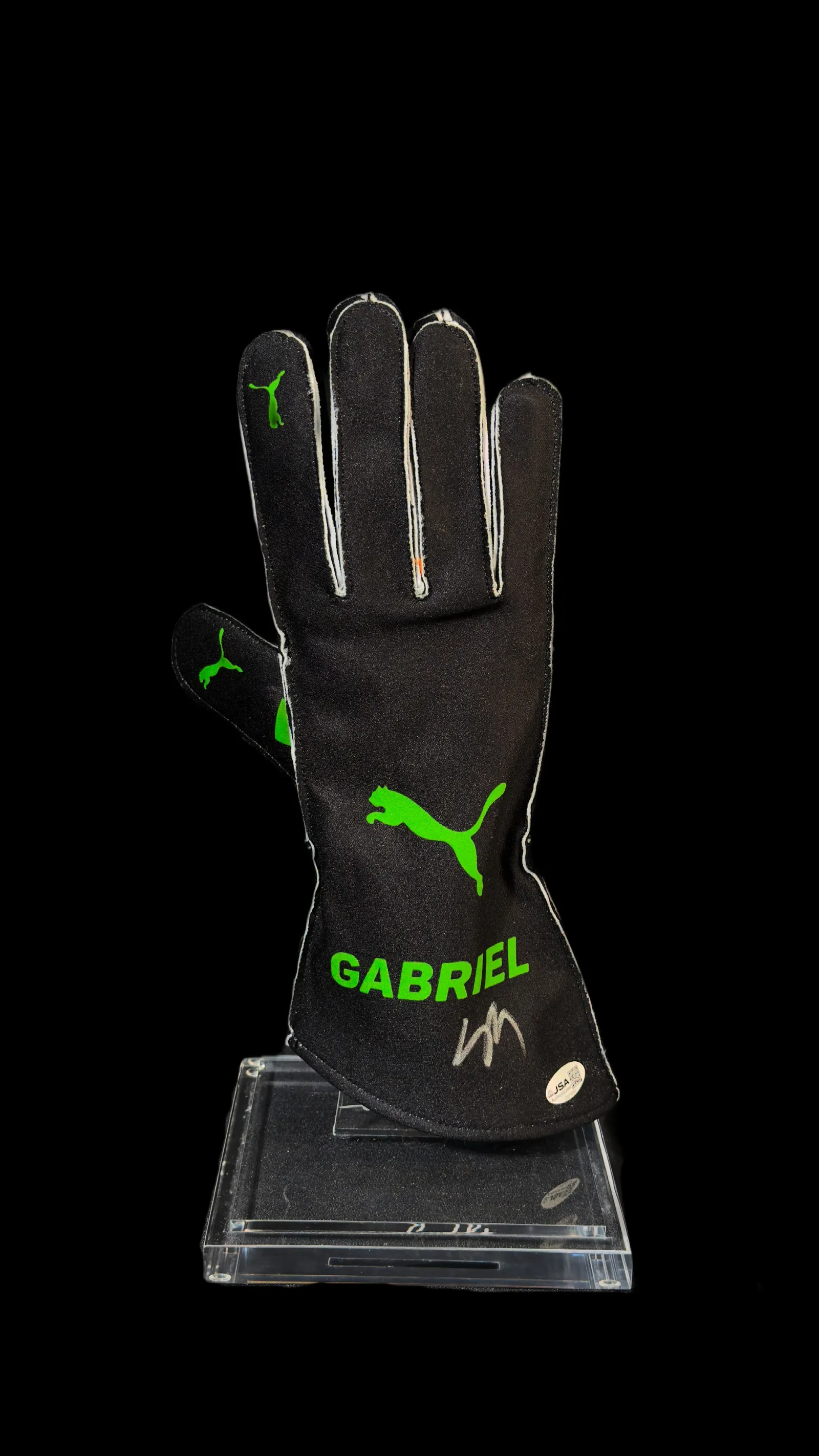 Gabriel Bortoleto autógrafo – luva Puma, Gabriel Bortoleto