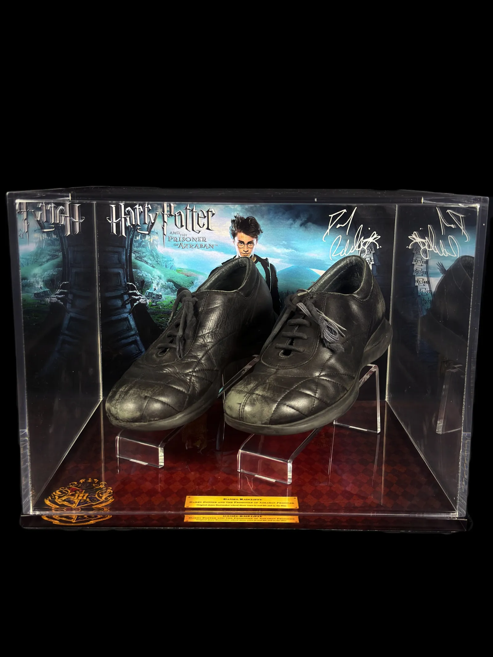 Daniel Radcliffe – sapatos originais usados em cena, em acrílico Premium, Daniel Radcliffe