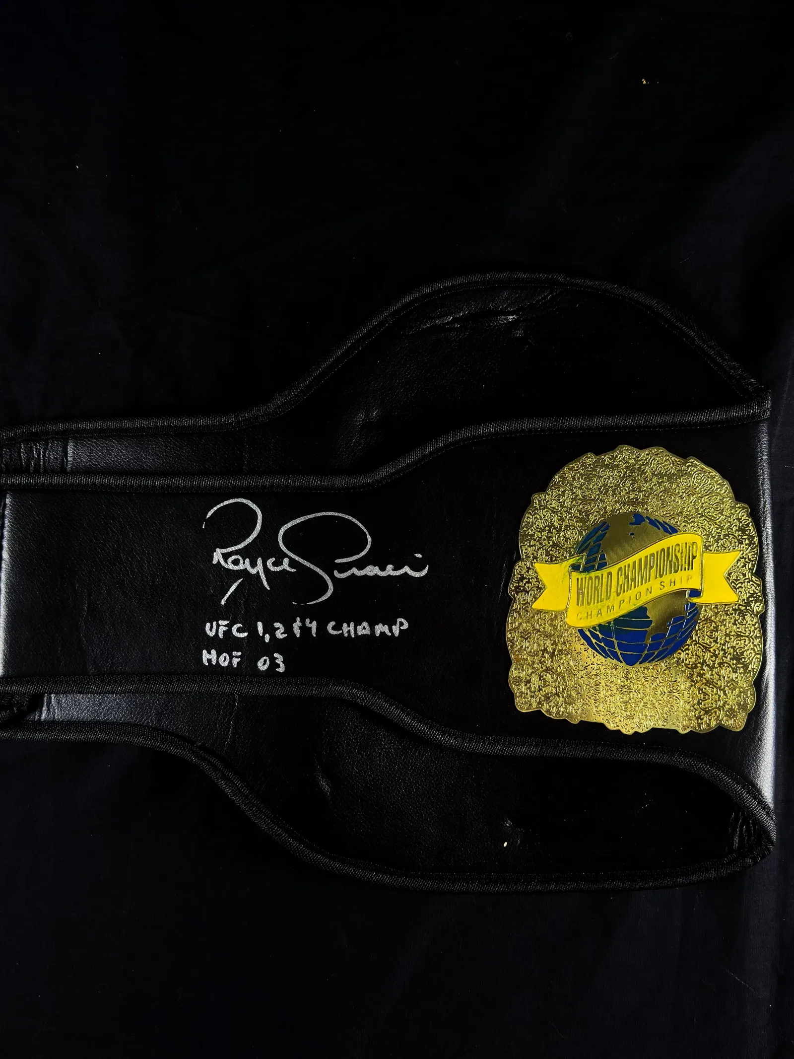 Royce Gracie autógrafo – cinto UFC, Royce Gracie | Prime Collection