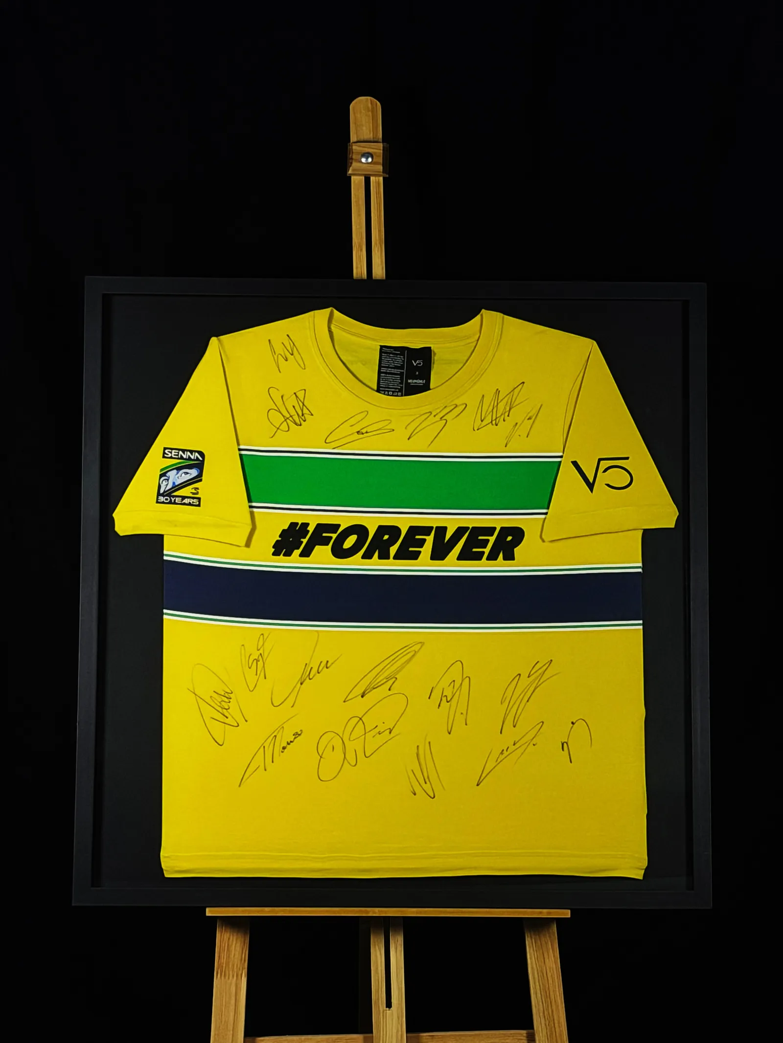 Múltiplos autógrafos – camisa Senna Forever 30 Years, Ayrton Senna