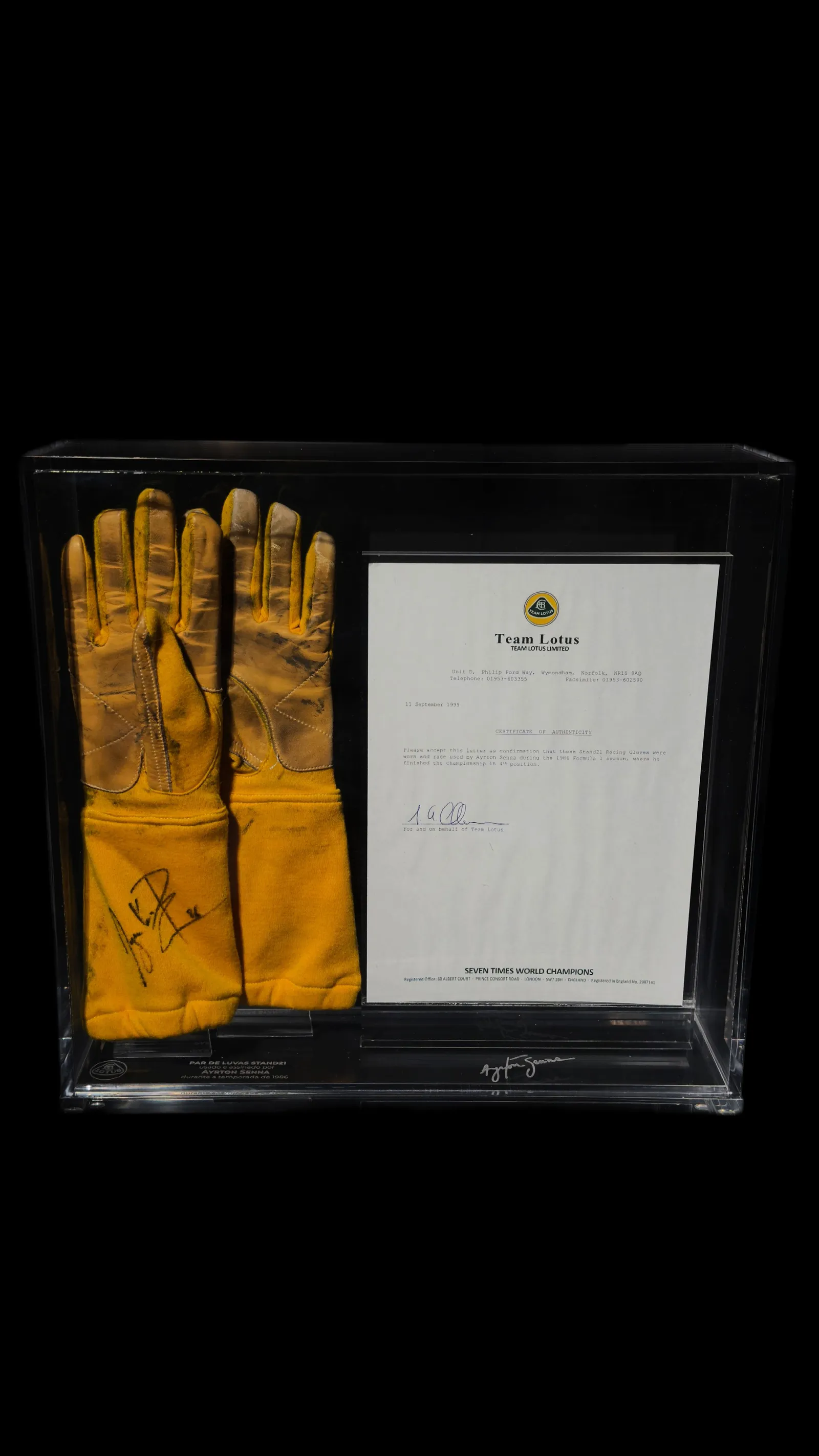 Ayrton Senna autógrafo – luvas Team Lotus, Ayrton Senna