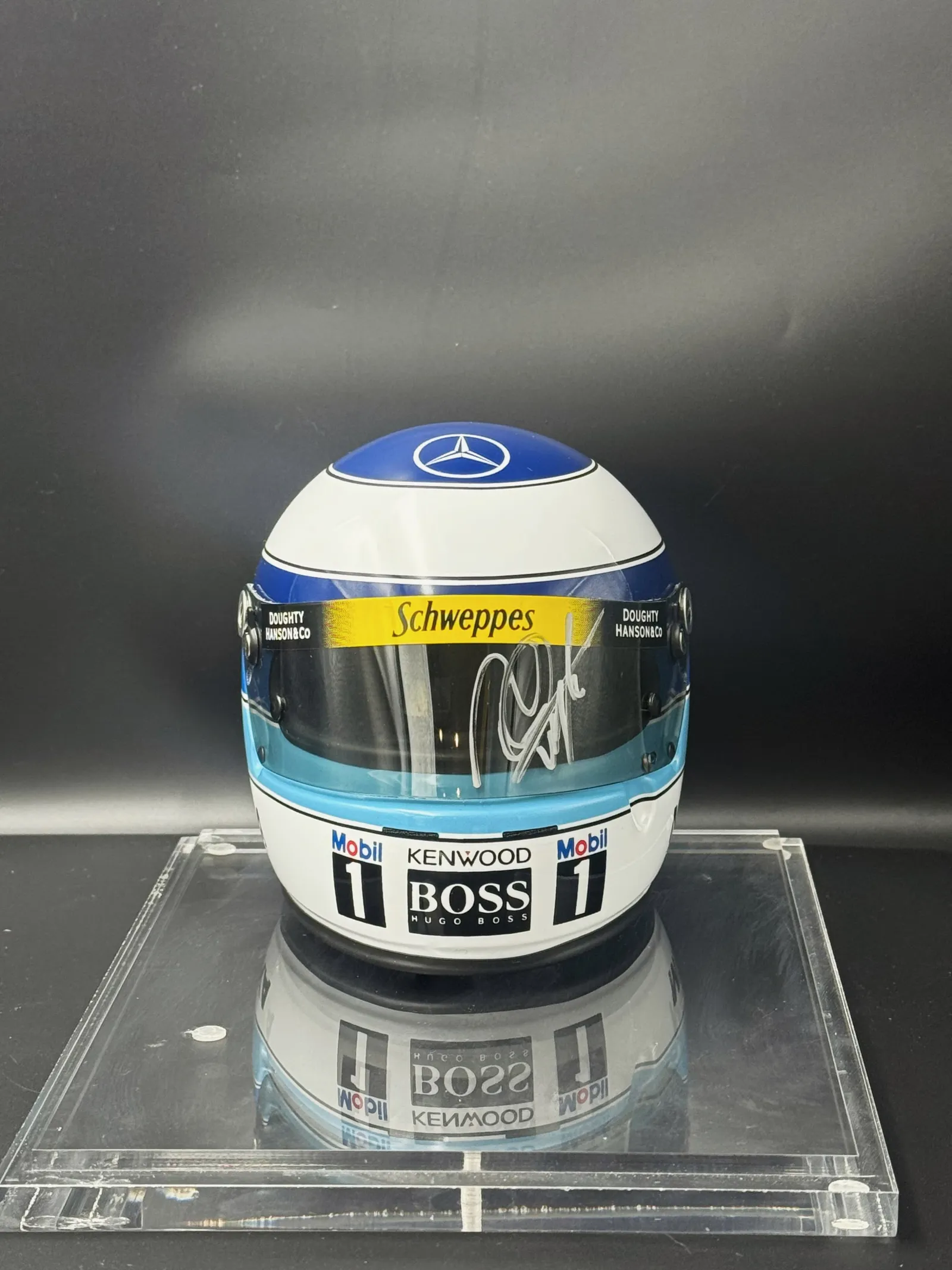 Mika Häkkinen autógrafo – viseira mini capacete, Mika Häkkinen