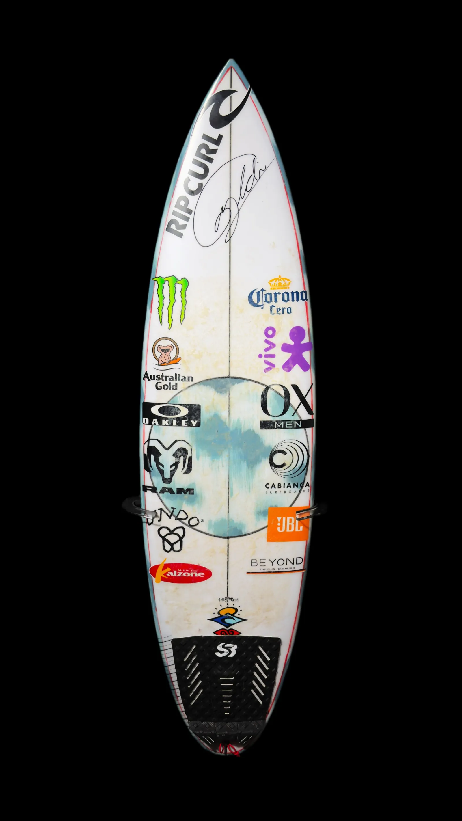 Gabriel Medina autógrafo – prancha de surf usada, Gabriel Medina