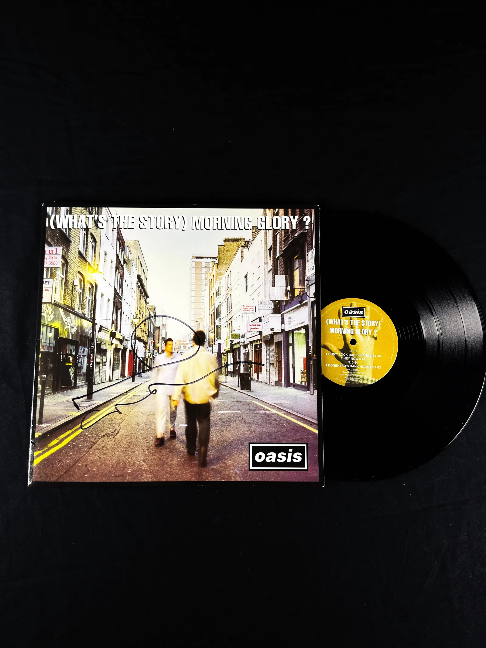 Oasis – “(What’s The Story) Morning Glory?” LP autografado por Noel Gallagher, Noel Gallagher