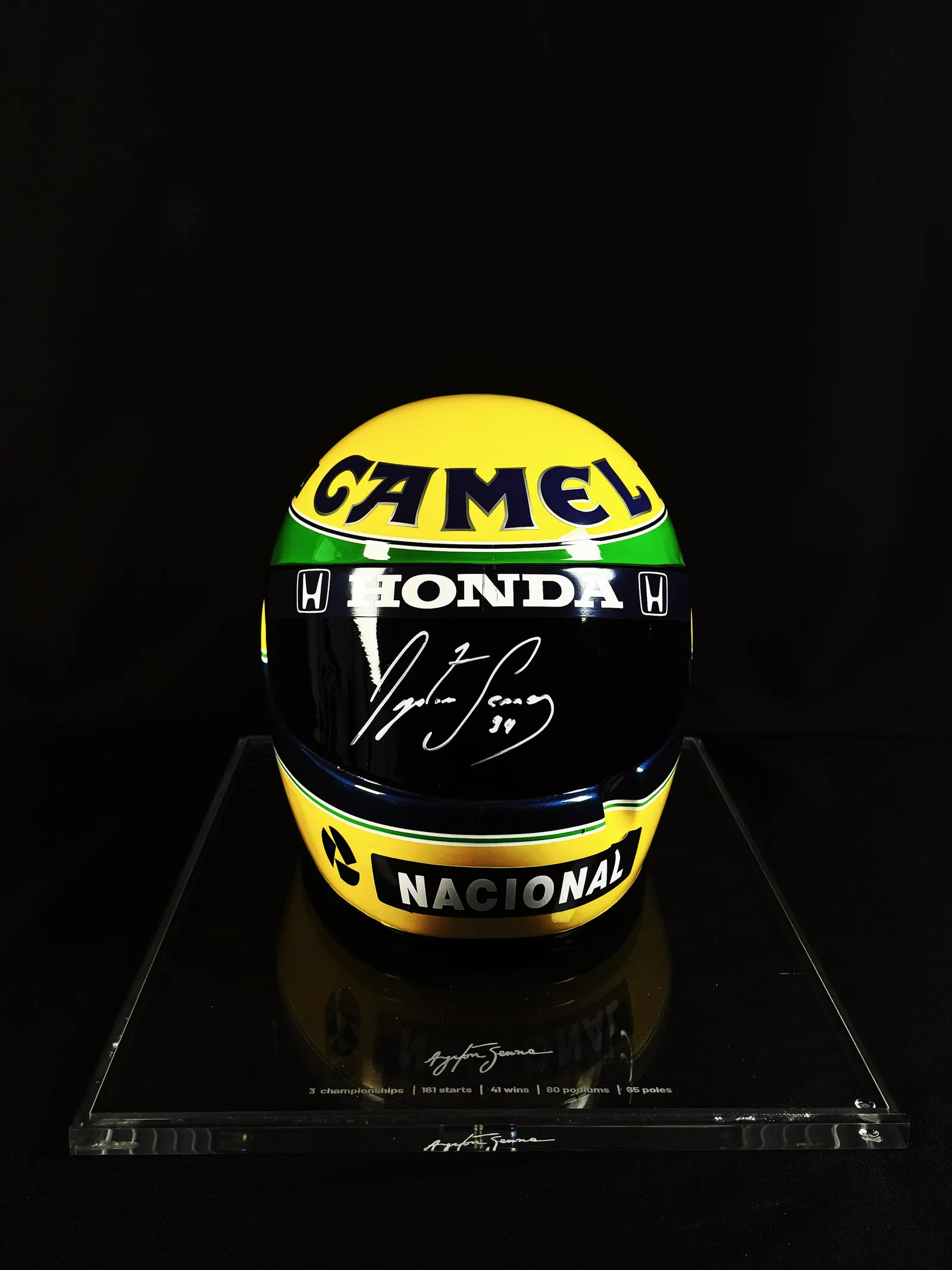 Ayrton Senna – capacete Lotus-Honda 1987 com viseira autografada, Ayrton Senna