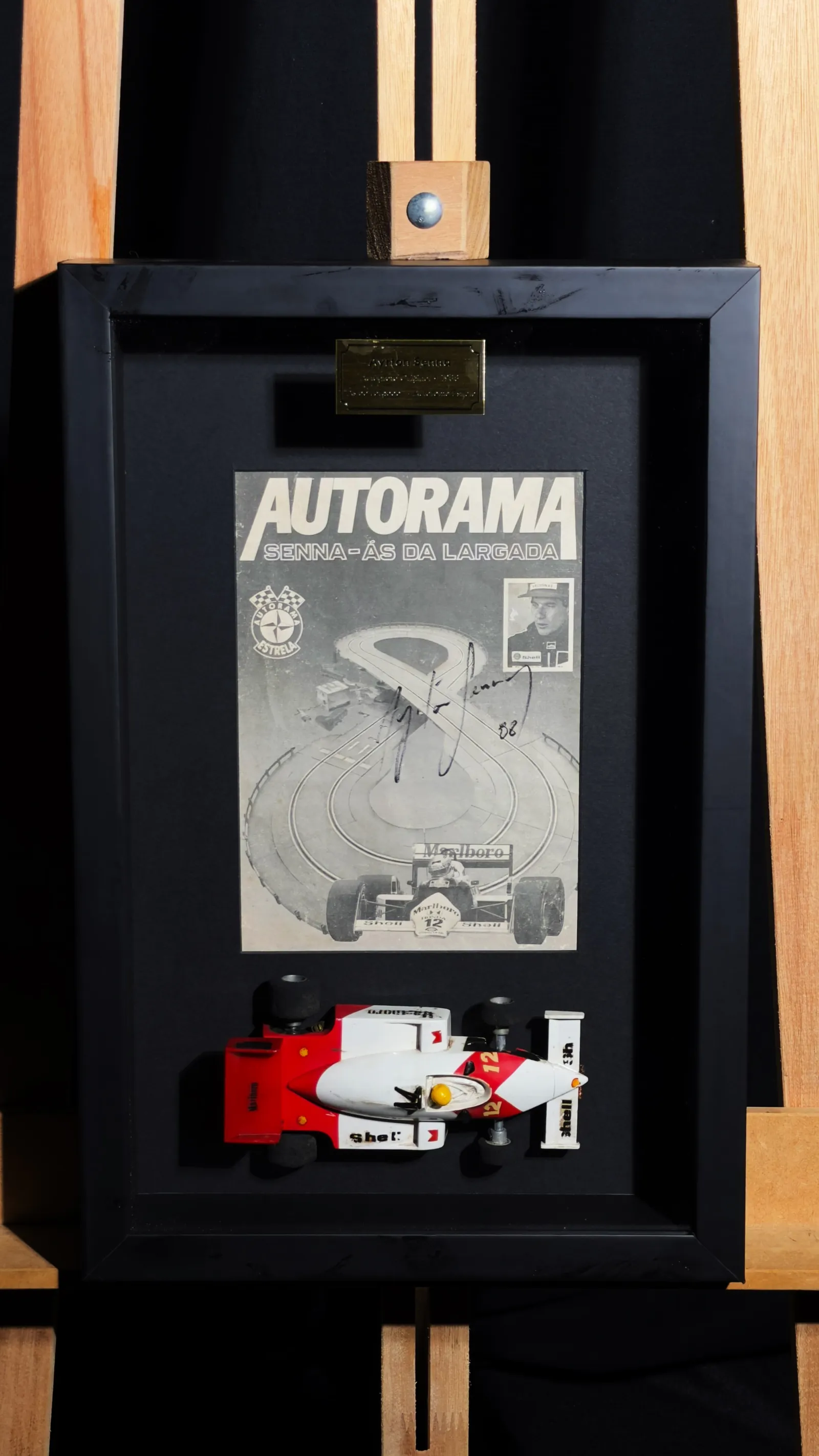 Ayrton Senna autógrafo – quadro autorama Ás da Largada, Ayrton Senna