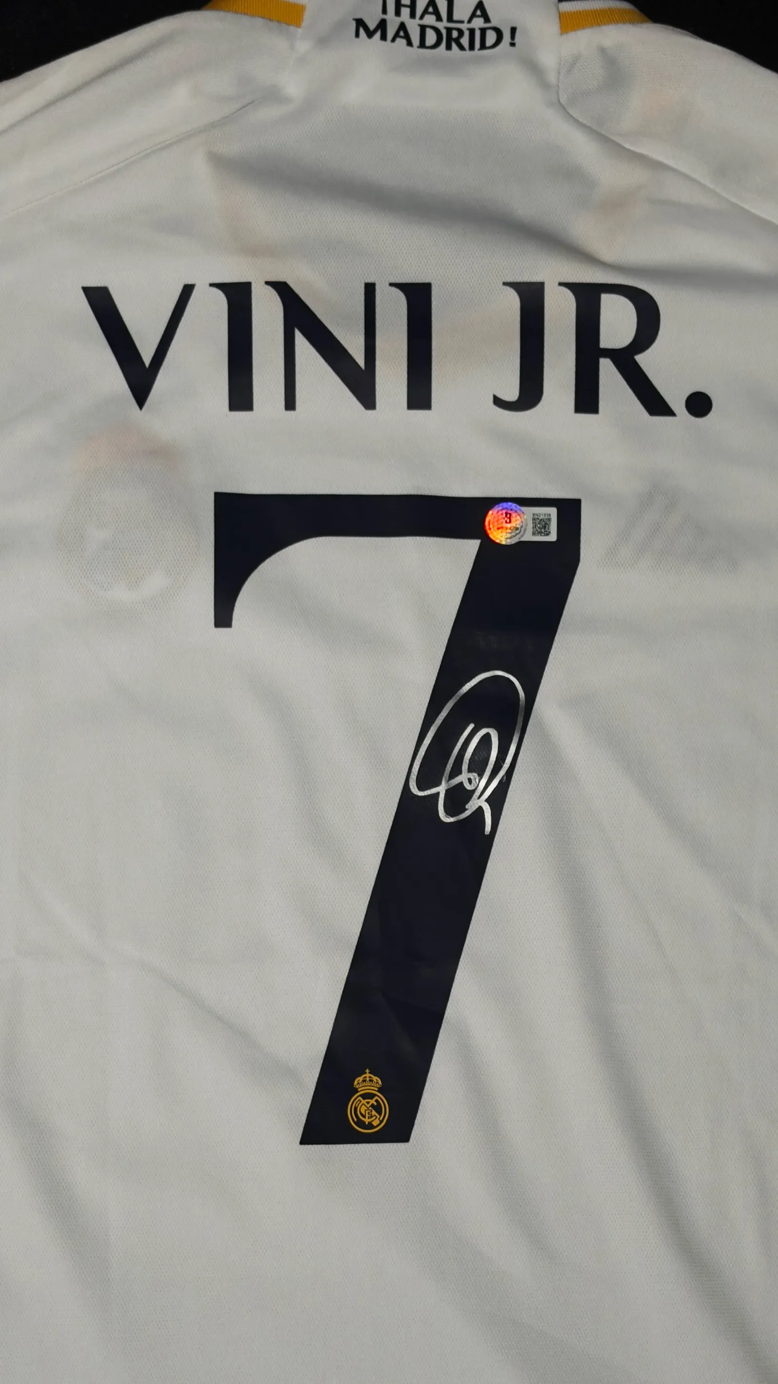 Vinícius Júnior autógrafo – camisa Real Madrid nº 7, Vinícius Júnior