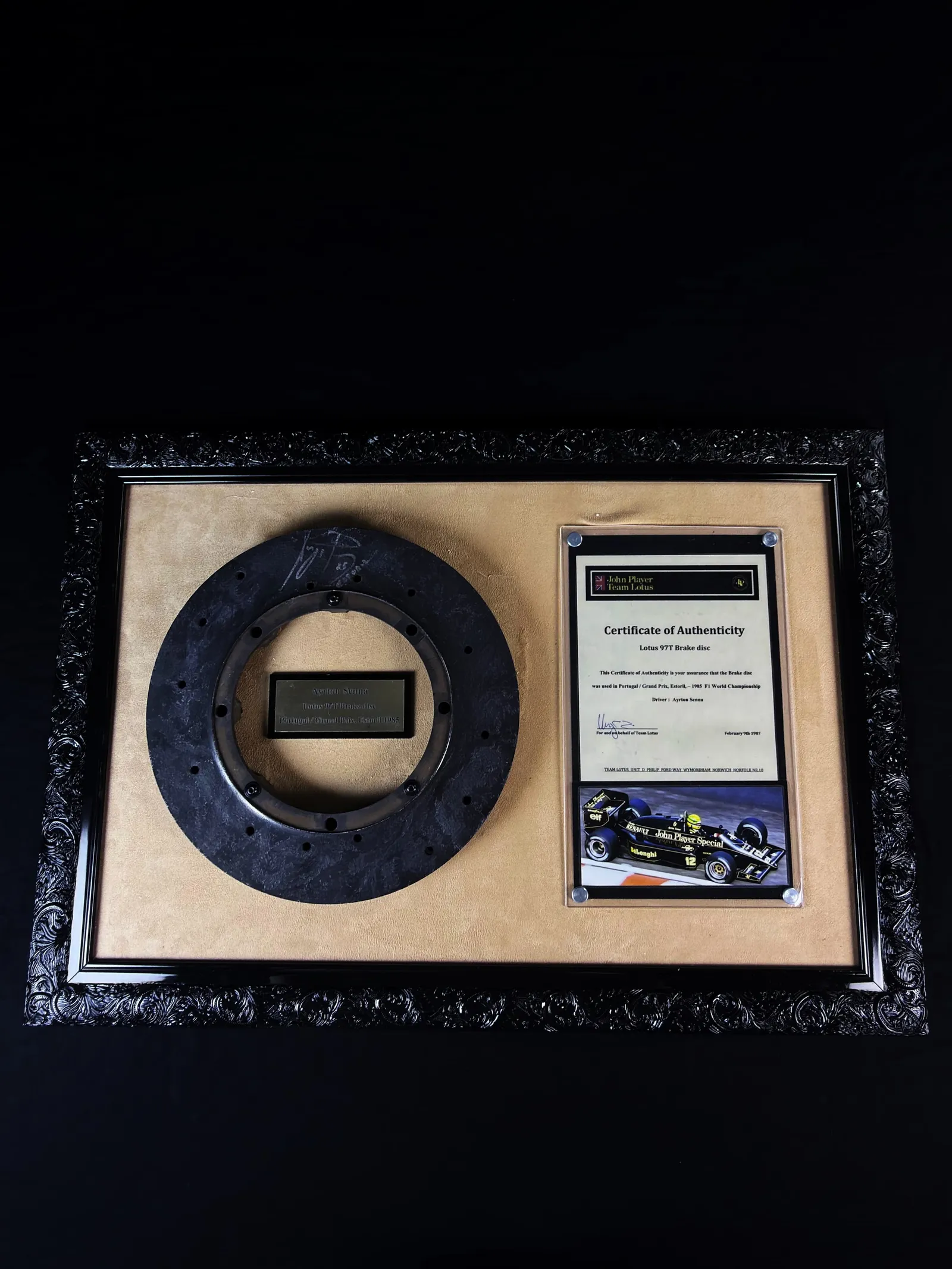 Ayrton Senna autógrafo – em disco de freio da Lótus 97T, GP Estoril 1985, Ayrton Senna